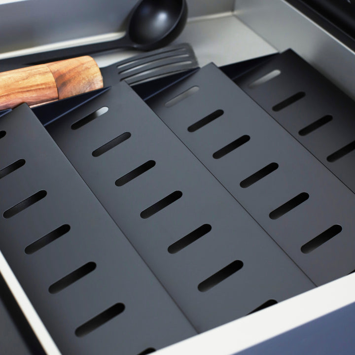 XIVADA Kruidenrek Lena - Lade - 30 kruidenpotjes - Aluminium - Zwart (2)