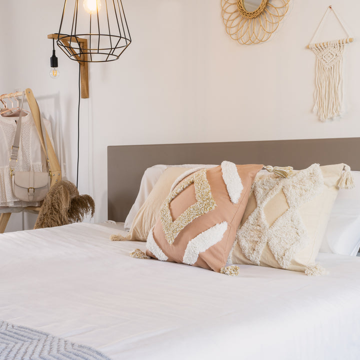 QUVIO Kussenhoes met ruit patroon en franjes, 45 x 45cm - Peach / beige (4)