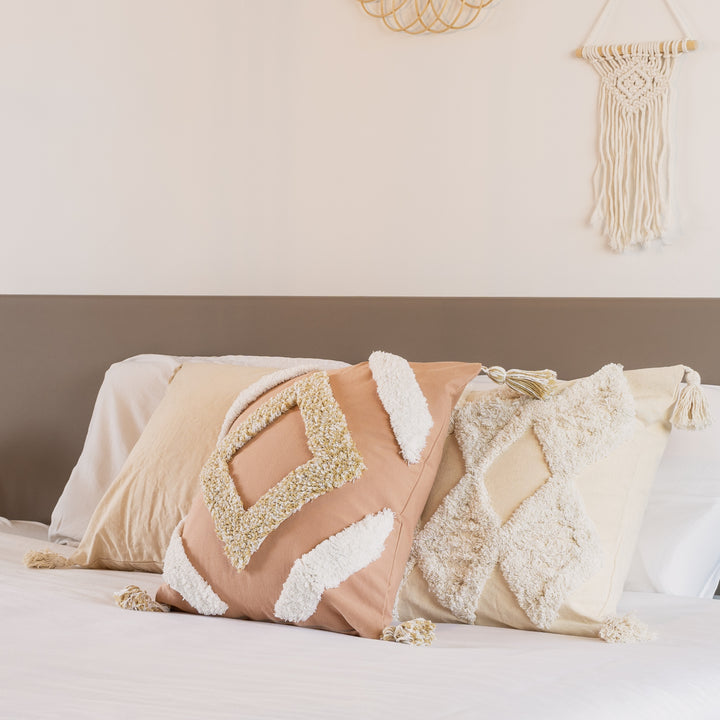 QUVIO Kussenhoes met ruit patroon en franjes, 45 x 45cm - Peach / beige (5)