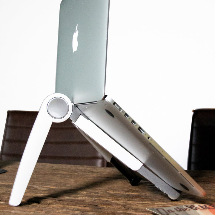 QUVIO Opvouwbare laptop- en tabletstandaard wit (5)