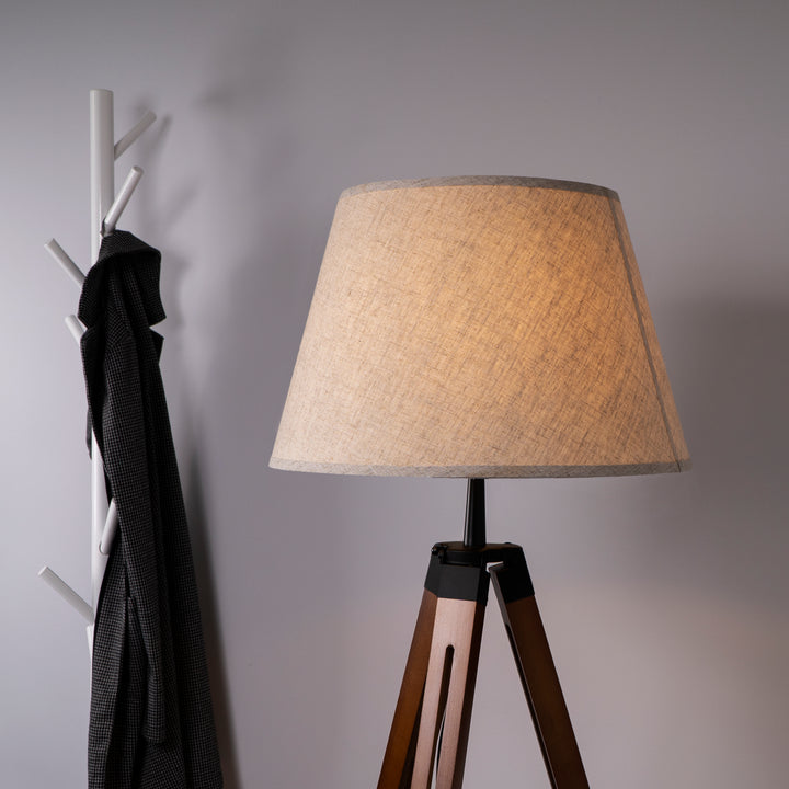 QUVIO Vloerlamp driepoot hout met beige kap - QUV5041L-WOOD (4)