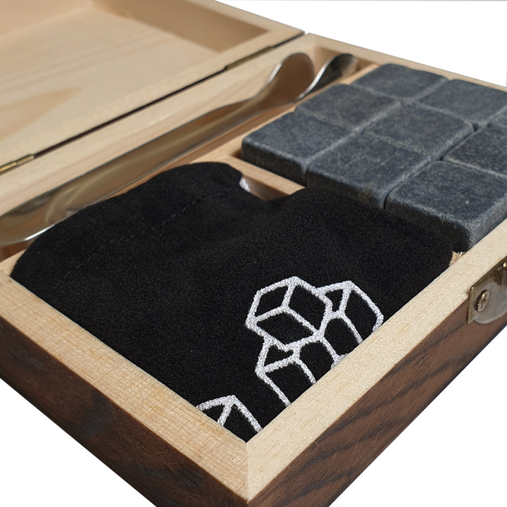 Aretica Whiskeystenen set van 9 cadeauset in houten box (6)