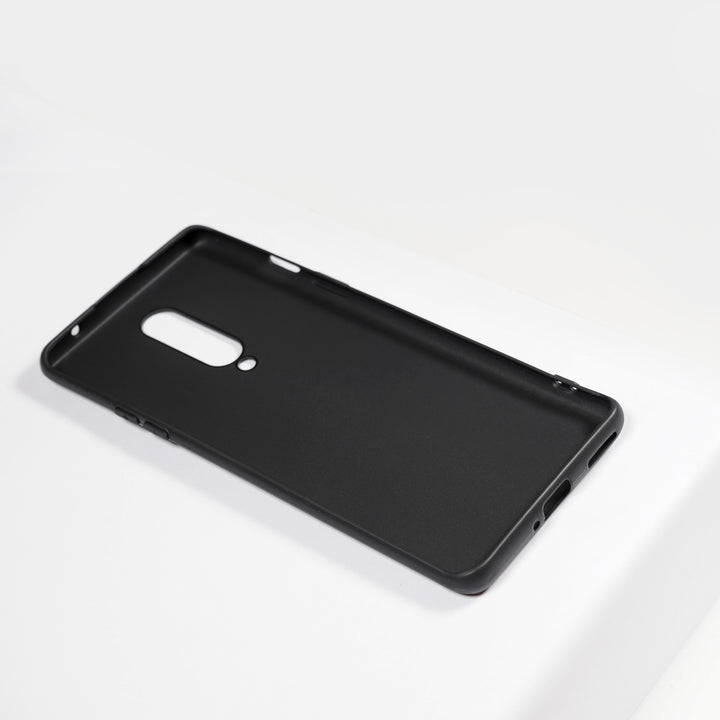 BMAX Essential matte case OnePlus 8 Hoesje - Black/Zwart (1)