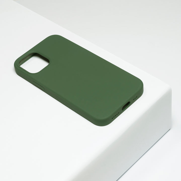 BMAX Liquid silicone case hoesje voor iPhone 12 Pro - Cyprus Green/Donker groen (1)