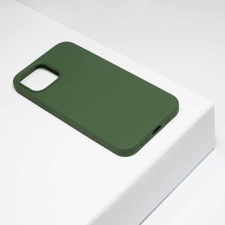 BMAX Liquid silicone case hoesje voor iPhone 12 Pro Max - Cyprus Green/Donker groen (1)