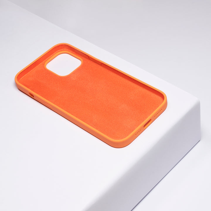 BMAX Liquid silicone case hoesje voor iPhone 12 Pro Max - Kumquat/Oranje (2)