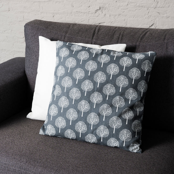 QUVIO Kussenhoes Boom 45 x 45cm - Antraciet (2)