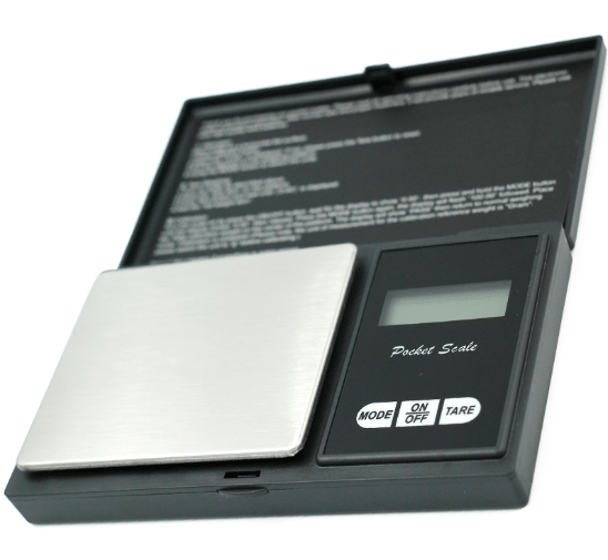 XIB Precisie pocket weegschaal met deksel 1000 x 0,1 gram (3)