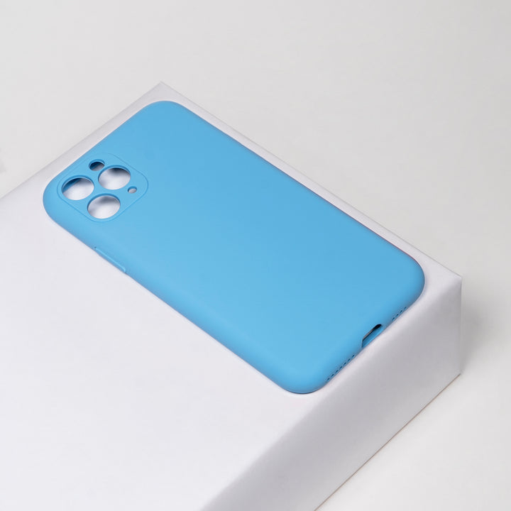 BMAX Liquid silicone case hoesje voor iPhone 11 Pro Max - Cornflower Blue/Lichtblauw (1)